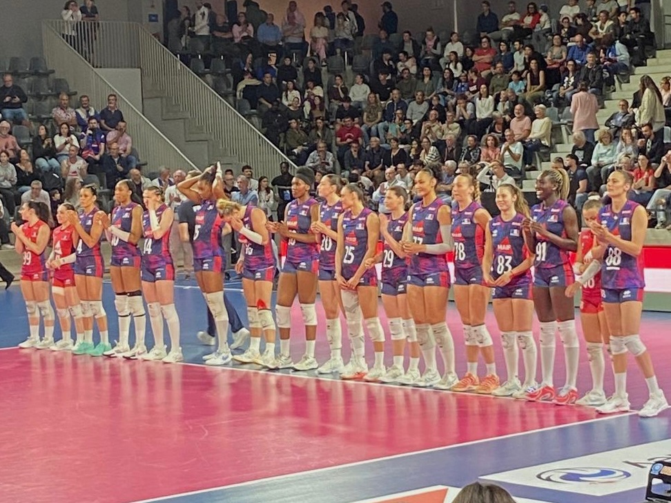 Nos jeunes licenciés au rendez-vous des Bleues à Béziers !